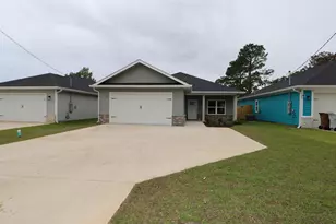 2151 Paloma St, Navarre, FL 32566 - Photo 2