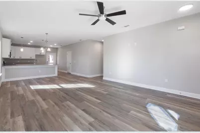 2151 Paloma Street, Navarre, FL 32566 - Photo 10