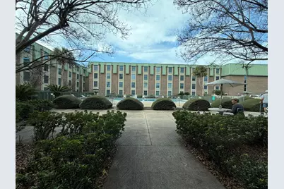 224 E Garden Street E #305, Pensacola, FL 32502 - Photo 2