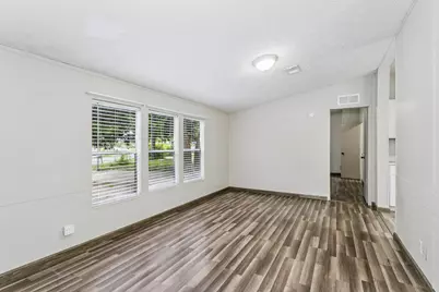 223 NW Ajax Drive NW, Fort Walton Beach, FL 32548 - Photo 4