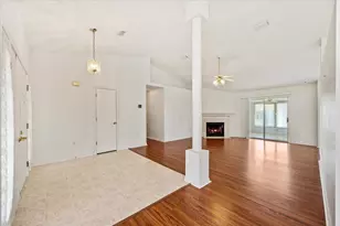 6435 Flagler Dr, Gulf Breeze, FL 32563 - Photo 4