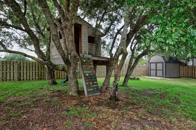 2081 Seagrape Drive, Navarre, FL 32566 - Photo 38