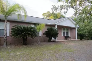 5410 Spruce St, Gulf Breeze, FL 32566 - Photo 1