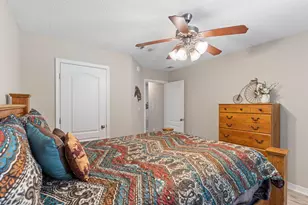 9518 Pouder Ln, Navarre, FL 32566 - Photo 16