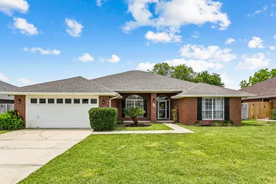 2298 Heritage Circle, Navarre, FL 32566 - Photo 1