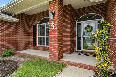 2298 Heritage Circle, Navarre, FL 32566 - Photo 4