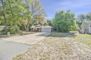 5708 Bentley Cir, Milton, FL 32570 - Photo 34