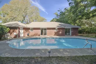 5708 Bentley Cir, Milton, FL 32570 - Photo 42