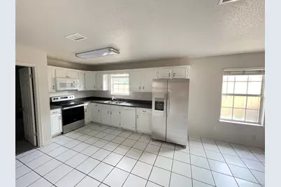 2212 Peachwood Court, Navarre, FL 32566 - Photo 8