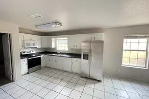 2212 Peachwood Ct, Navarre, FL 32566 - Photo 8