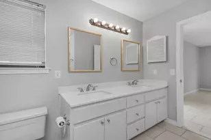 3868 Mariners Dr, Gulf Breeze, FL 32563 - Photo 16