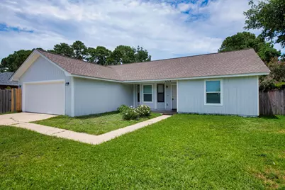 3868 Mariners Drive, Gulf Breeze, FL 32563 - Photo 2