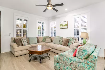 899 E Hatton Street E, Pensacola, FL 32503 - Photo 4