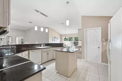 7154 Riverview Street, Navarre, FL 32566 - Photo 12