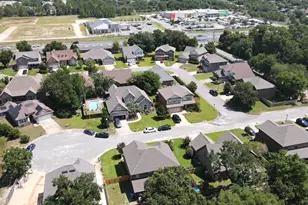 7325 Emily Magnolia Ct, Navarre, FL 32566 - Photo 6