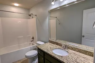 7325 Emily Magnolia Ct, Navarre, FL 32566 - Photo 34