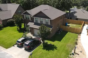7325 Emily Magnolia Ct, Navarre, FL 32566 - Photo 2