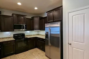 7325 Emily Magnolia Ct, Navarre, FL 32566 - Photo 12