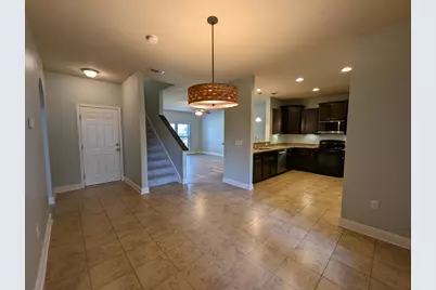 7325 Emily Magnolia Court, Navarre, FL 32566 - Photo 14