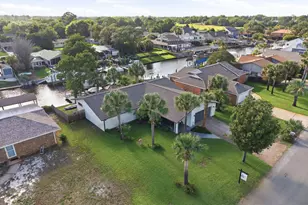 1143 Park Ln, Gulf Breeze, FL 32563 - Photo 60