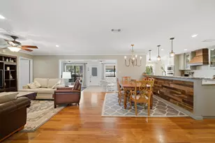 1143 Park Ln, Gulf Breeze, FL 32563 - Photo 10