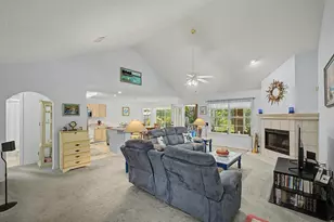 7654 Manatee St, Navarre, FL 32566 - Photo 16