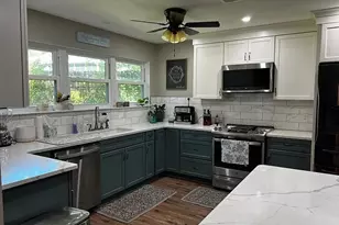 2 Crescent Ct, Mary Esther, FL 32569 - Photo 8