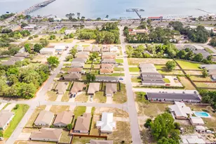 1920 Presidio St, Navarre, FL 32566 - Photo 26