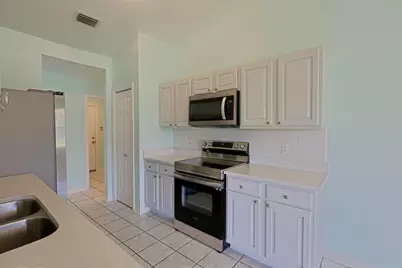 1876 Jamaica Drive, Navarre, FL 32566 - Photo 4