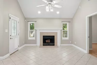 2189 Bellmeade Circle, Navarre, FL 32566 - Photo 4