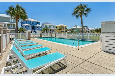 21 E Galvez Court E, Pensacola Beach, FL 32561 - Photo 12