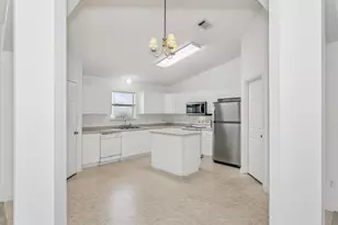 9523 Parker Pl Dr, Navarre, FL 32566 - Photo 10