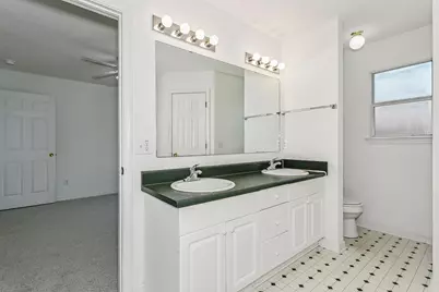 9523 Parker Place Drive, Navarre, FL 32566 - Photo 18