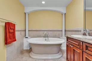 209 Shoreline Dr, Gulf Breeze, FL 32561 - Photo 22