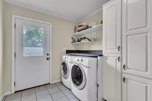 209 Shoreline Dr, Gulf Breeze, FL 32561 - Photo 28
