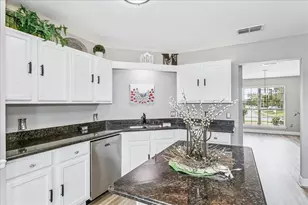 2511 Stormy Cir, Navarre, FL 32566 - Photo 10