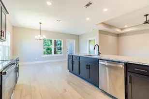 7727 Piper Cir, Milton, FL 32583 - Photo 12