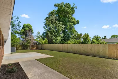 601 E Scott Street E, Pensacola, FL 32503 - Photo 28