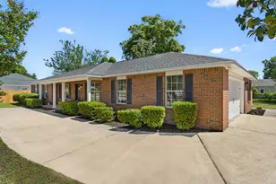 601 E Scott Street E, Pensacola, FL 32503 - Photo 4