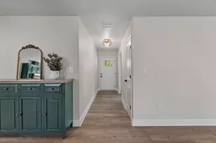 601 E Scott Street E, Pensacola, FL 32503 - Photo 6