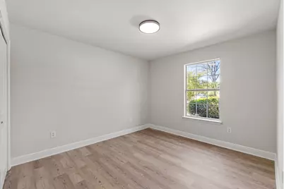 601 E Scott Street E, Pensacola, FL 32503 - Photo 18