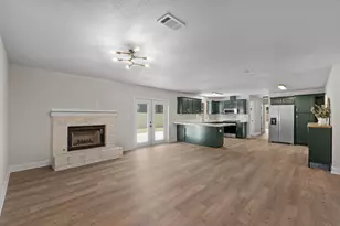 601 E Scott Street E, Pensacola, FL 32503 - Photo 12