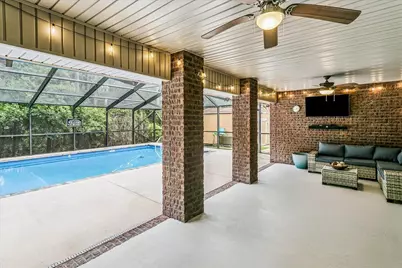 2021 Pelican Lane, Navarre, FL 32566 - Photo 38