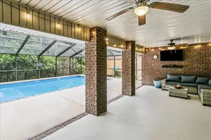 2021 Pelican Ln, Navarre, FL 32566 - Photo 38