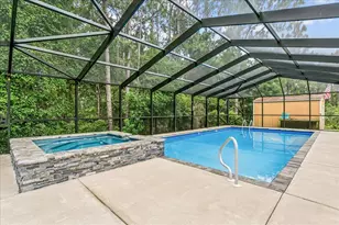 2021 Pelican Ln, Navarre, FL 32566 - Photo 2