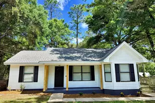 2555 Sunset, Crestview, FL 32536 - Photo 1