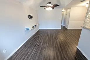 250 Terrance Ln, Mary Esther, FL 32569 - Photo 2