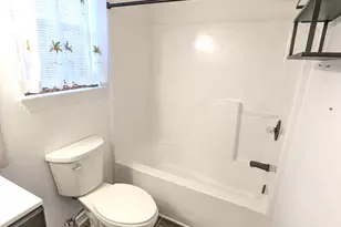 250 Terrance Ln, Mary Esther, FL 32569 - Photo 18