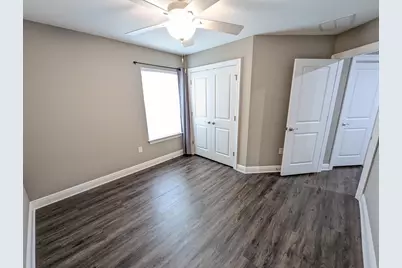 2335 Hadleigh Hills Court, Navarre, FL 32566 - Photo 18