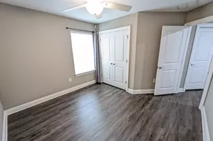 2335 Hadleigh Hills Ct, Navarre, FL 32566 - Photo 18